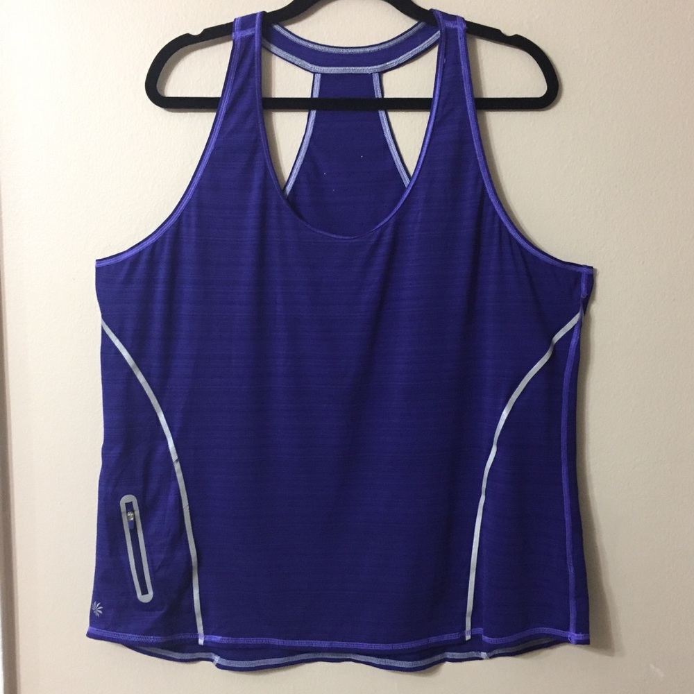 Athleta Scoop Neck Racerback Zinger Top